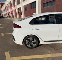 هيونداي ايونك